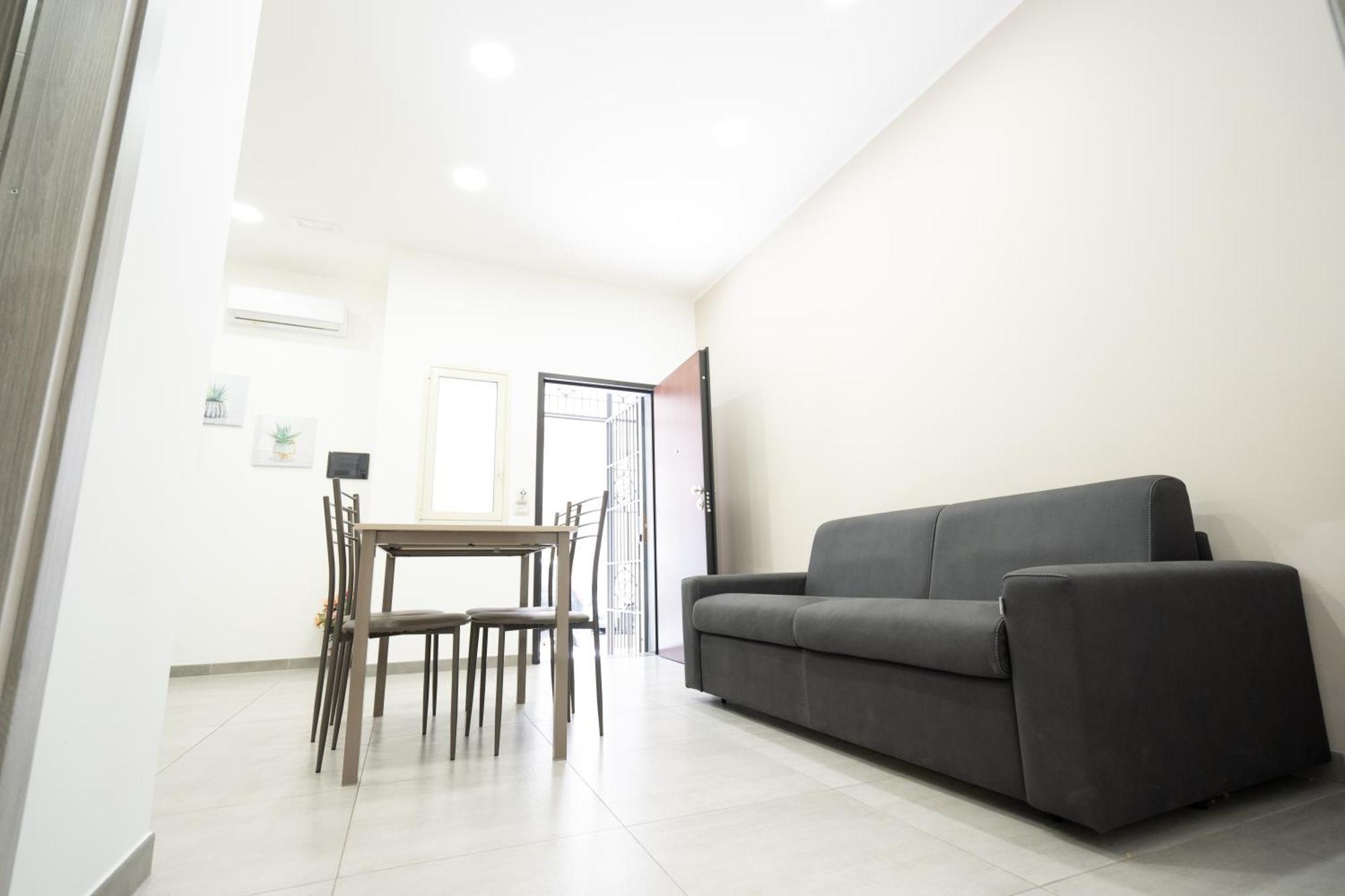 Casa Vacanza Serafino Apartment Катания Екстериор снимка
